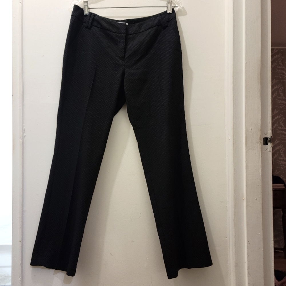 New York & Company 8 petite swiss polka dot straight leg pants low rise black